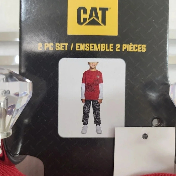 Cat Boys  2 ps set Shirt Pants Red Grey Camo Cotton size 6 - Picture 3 of 7